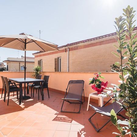 360 Guesthouse - Apartment With Terrace Fiumicino Exterior photo